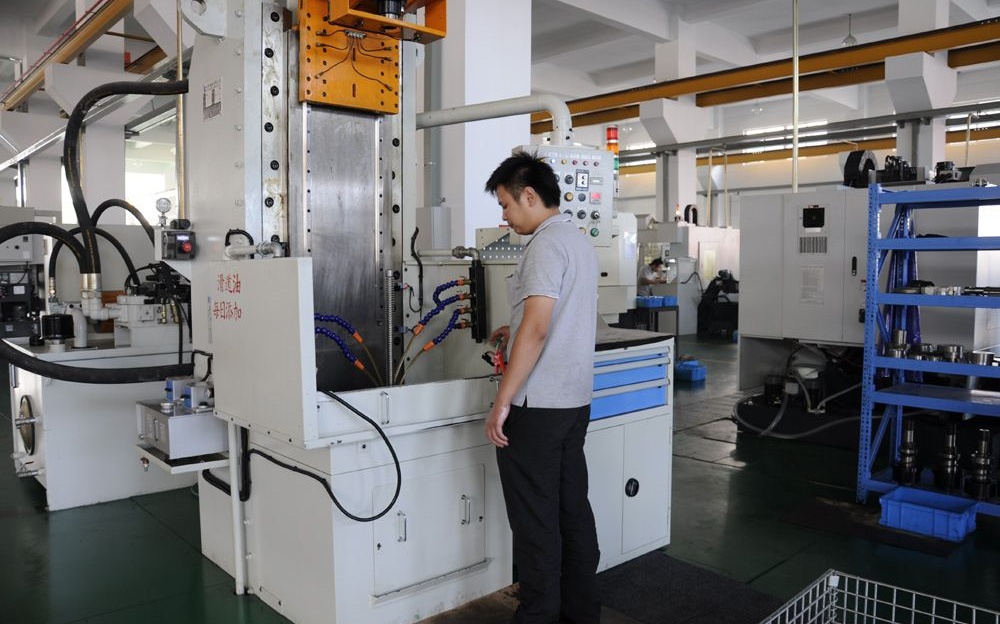 Vertical Broaching Machine